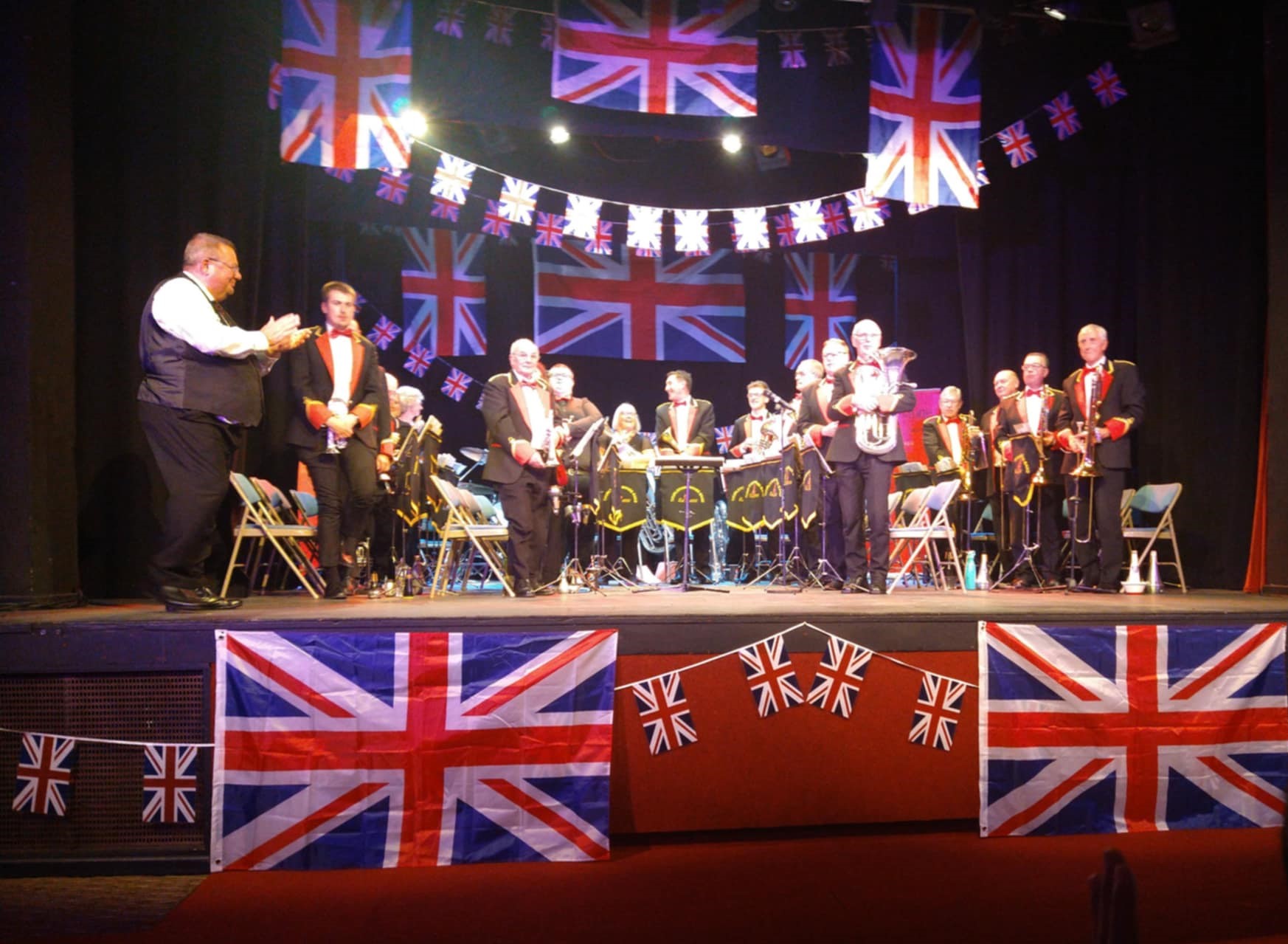 ThurlstoneConcert1 ThurlstoneConcert1